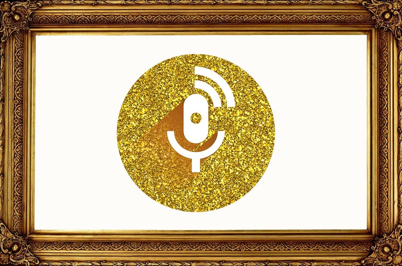 The Impact of Artificial Intelligence on Scriptwriting: Challenges and Opportunities